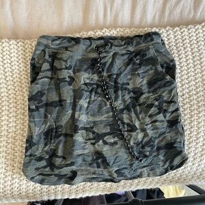Sundry for Evereve Skirt